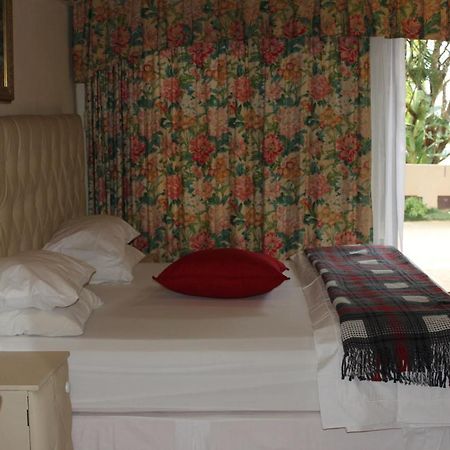 Tzaneen Guest House ภายนอก รูปภาพ