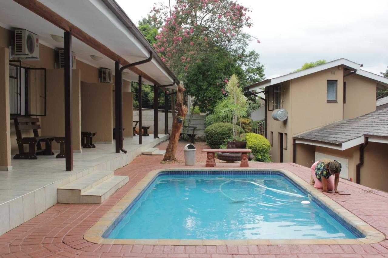 Tzaneen Guest House ภายนอก รูปภาพ